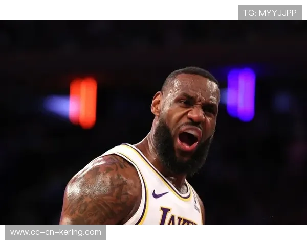湖人队迎来关键战役，詹姆斯期待再展神威，湖人官推发布詹姆斯入场照